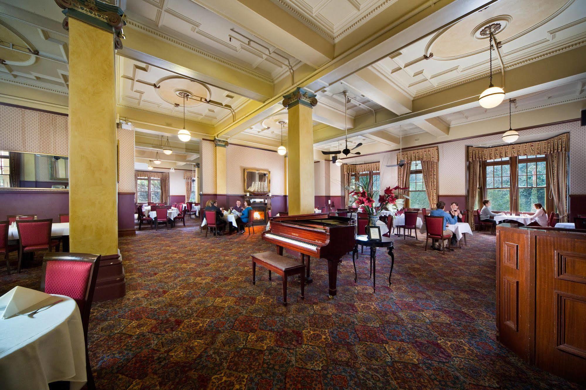 Jenolan Caves House Hotel Kültér fotó